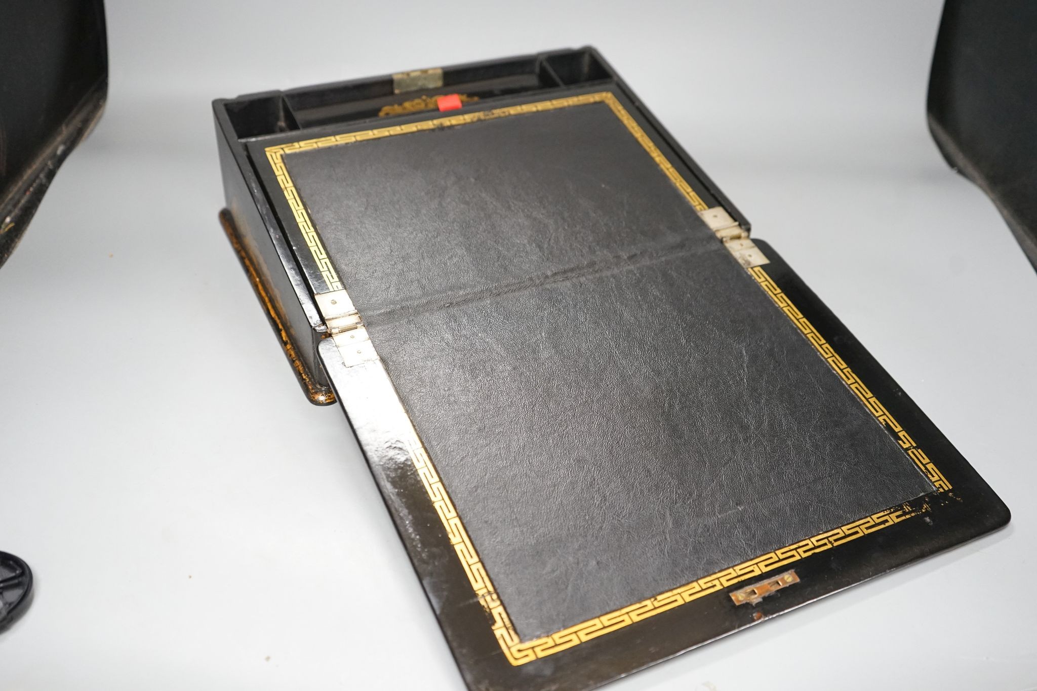 A Victorian papier mache writing slope, 31cm
